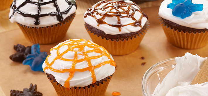 Spooky Spider Web Cupcakes - Crisco®