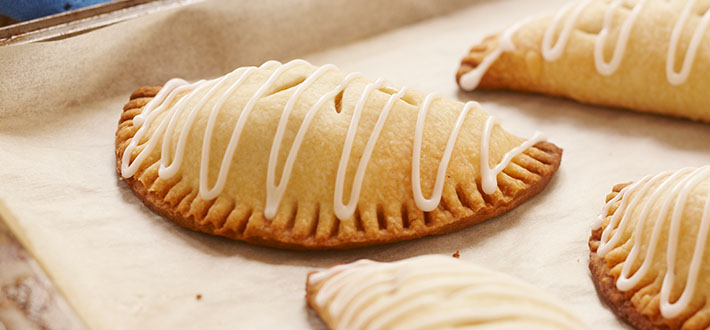 Crispy Apple Turnovers - Crisco®