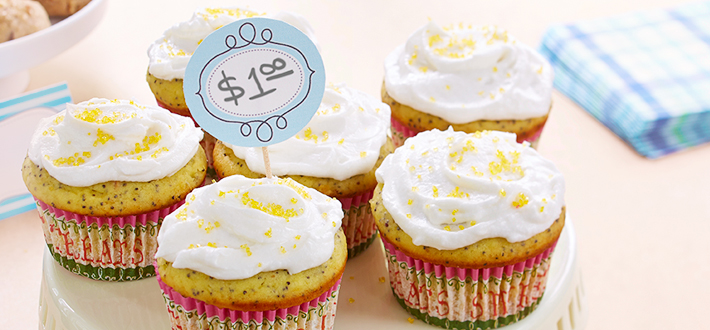 Lemon Poppy Seed Cupcakes - Crisco®